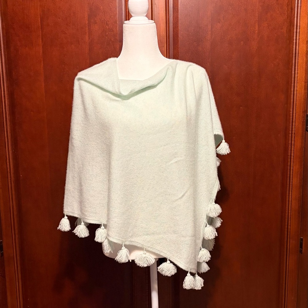 Lilly Pulitzer Kenzy Cashmere Mint Green Aqua Cape Shawl Sweater with Tassels